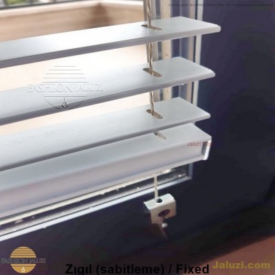 cam üstü jaluzi perde pencere pimapen üstünde üzerine sabitli ipli zıgıl zıgıllı zigil ipli zincirli düğmeli motorlu 25mm 50mm ahşap metal alüminyum jaluzi pvc pencere (37)